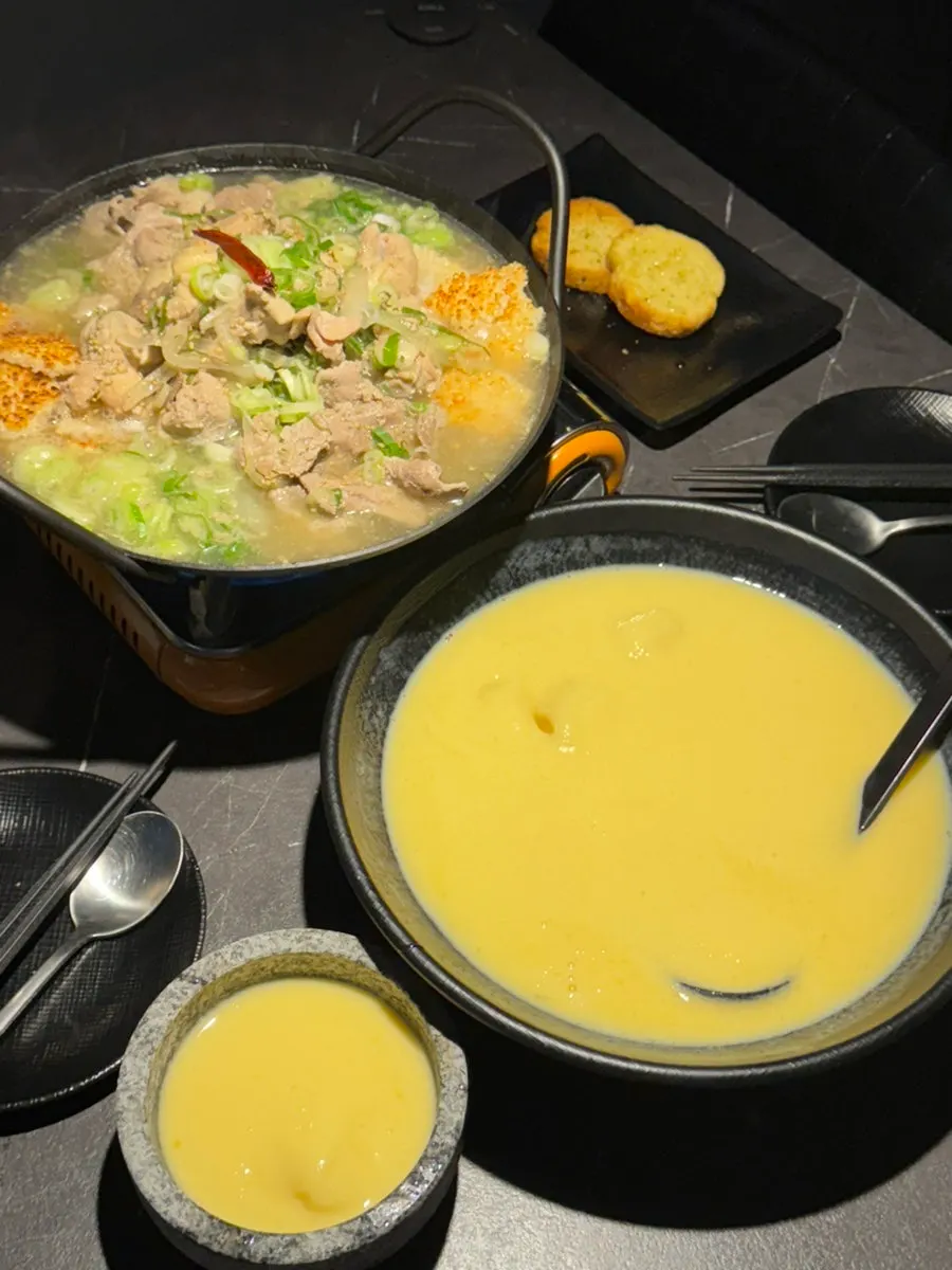 Chicken soup broth with dissolved nurungji