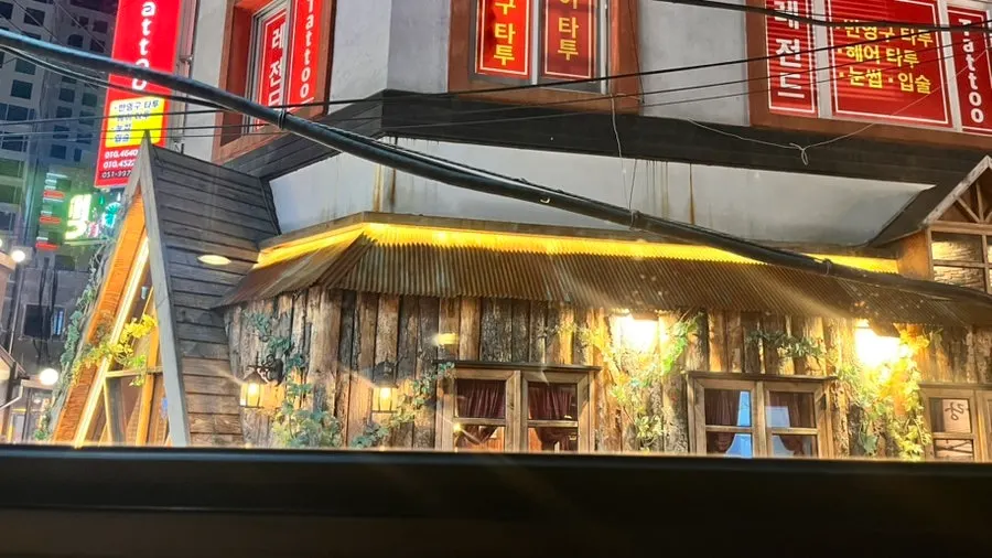 Interior of Yuumangju Seomyeon Branch with a view through the 2nd-floor window