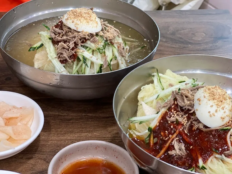 Kaldu hangat yang disajikan sebelum menu utama