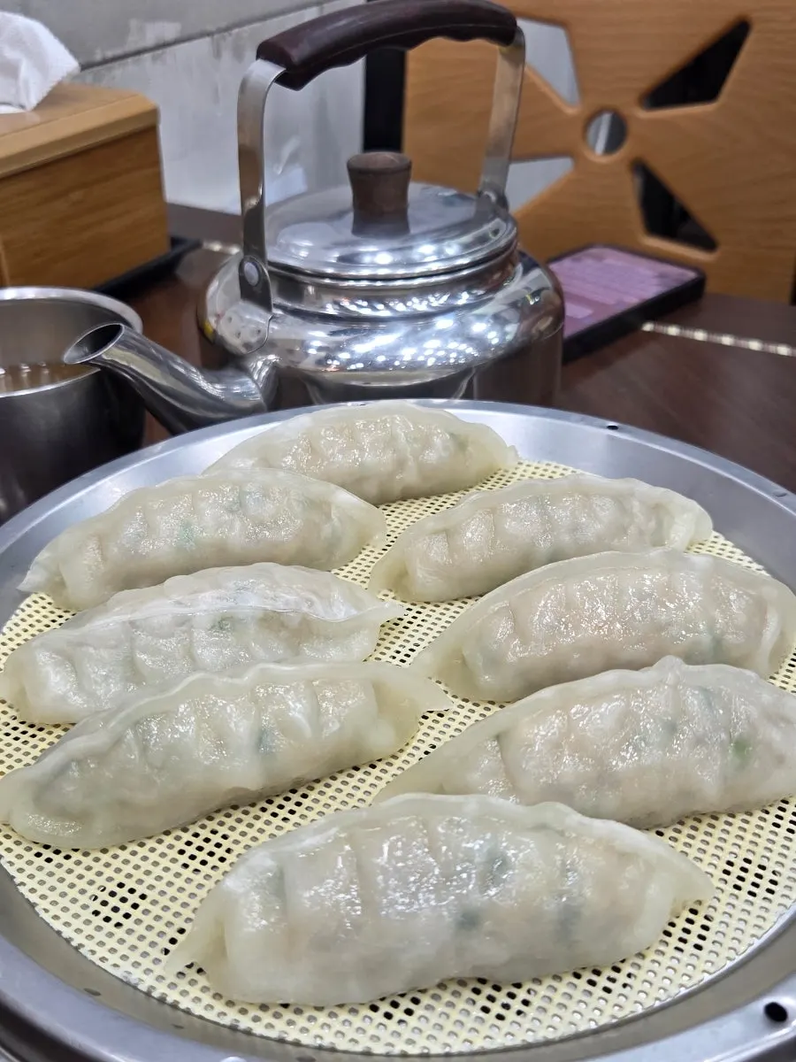 薄い皮のソミョンミルミョンの餃子一皿