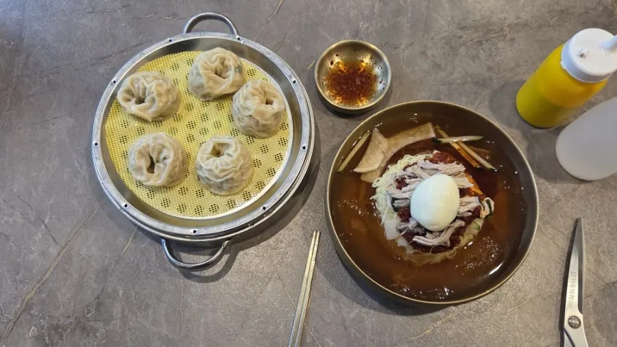 원조부산밀면 서면본점 대표 이미지