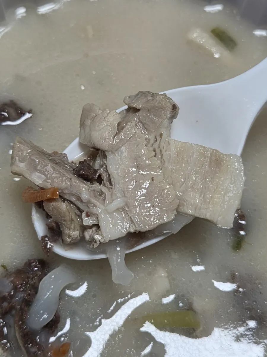 포장 순대국밥 한 끼 상차림