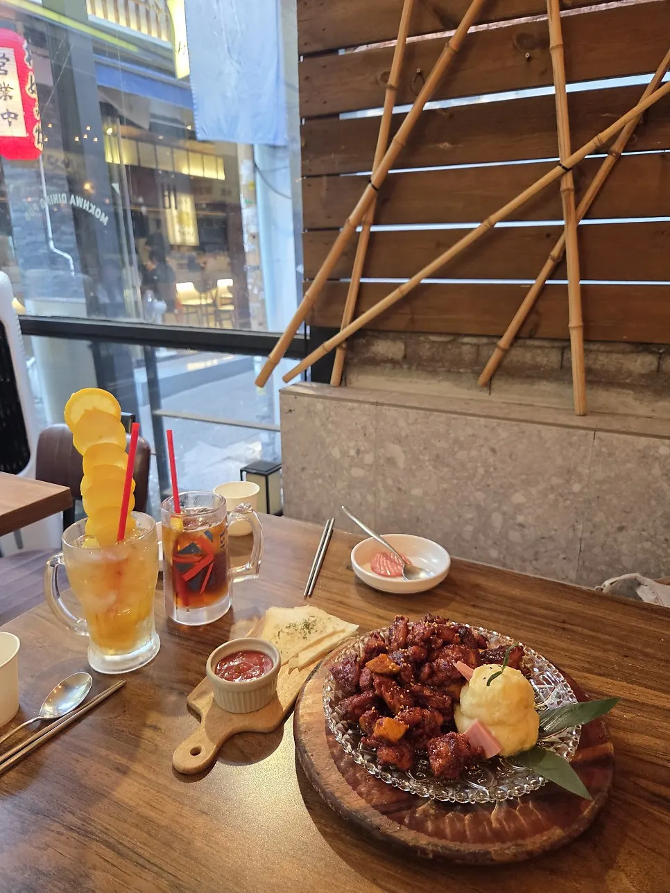 불맛 나는 또띠아닭갈비 클로즈업