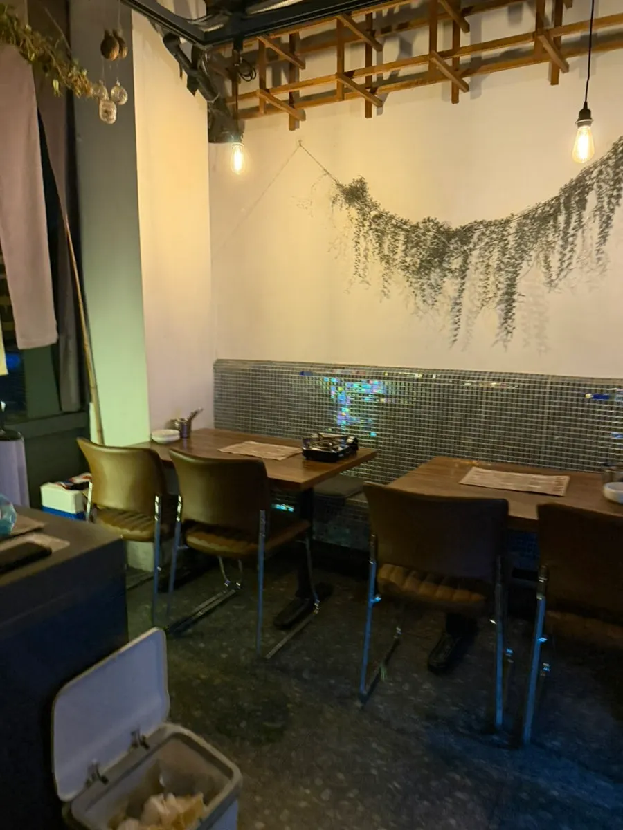 Mokhwa Silbi's moody interior design