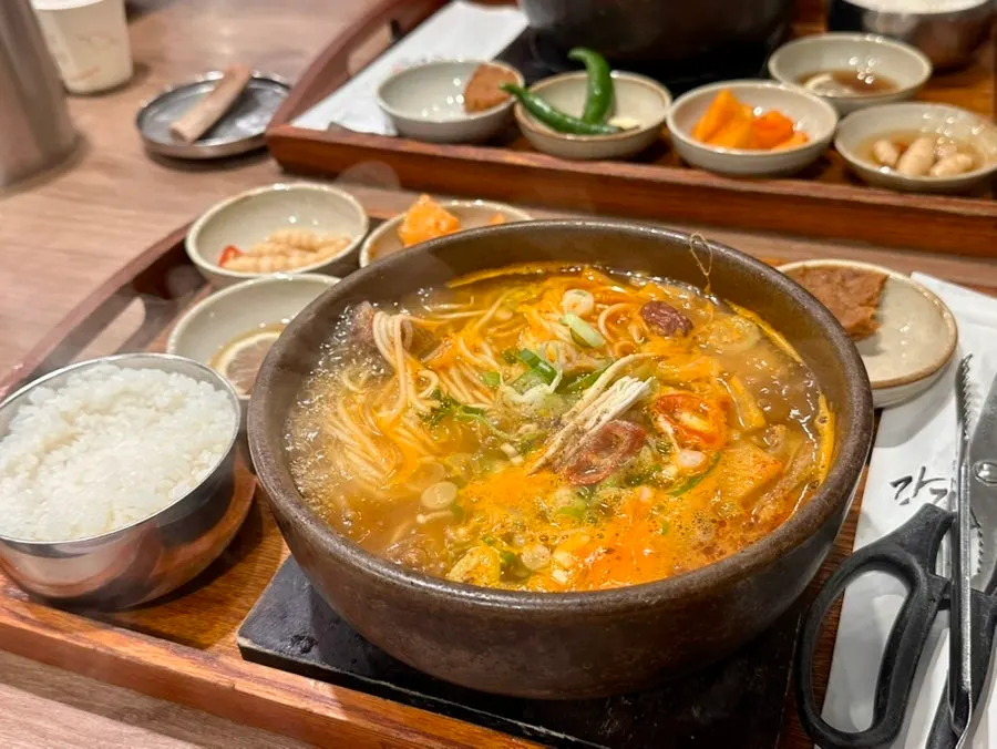Spicy Gang Galbitang broth
