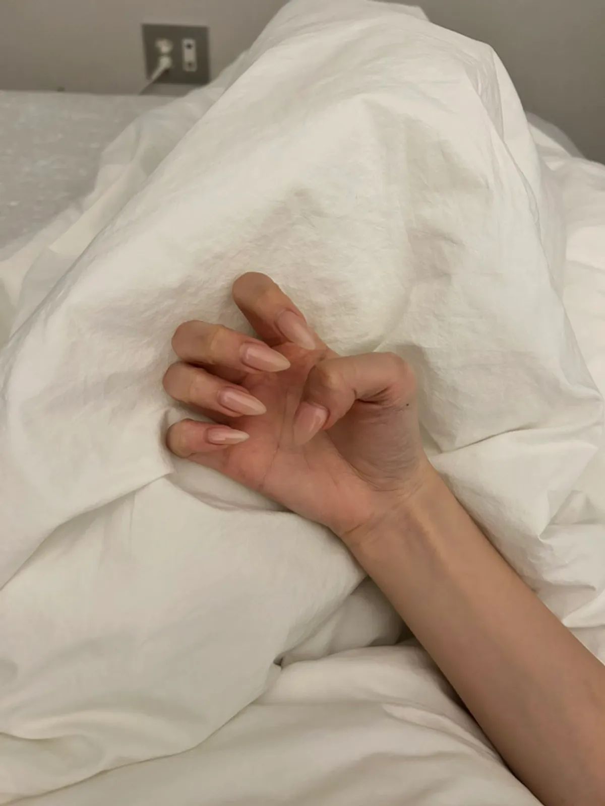 제이수뷰티 서면점에서 받은 누드톤 젤네일