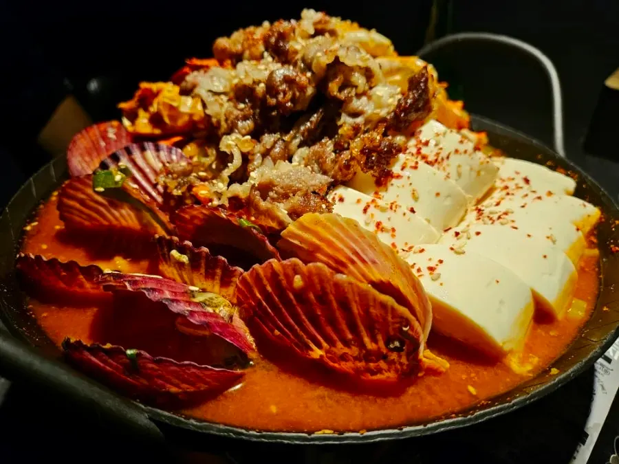 Table spread of food at Yuumangju Seomyeon Branch