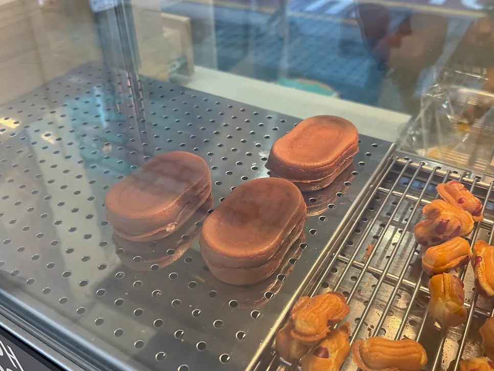 Peanut bread and egg bread placed together