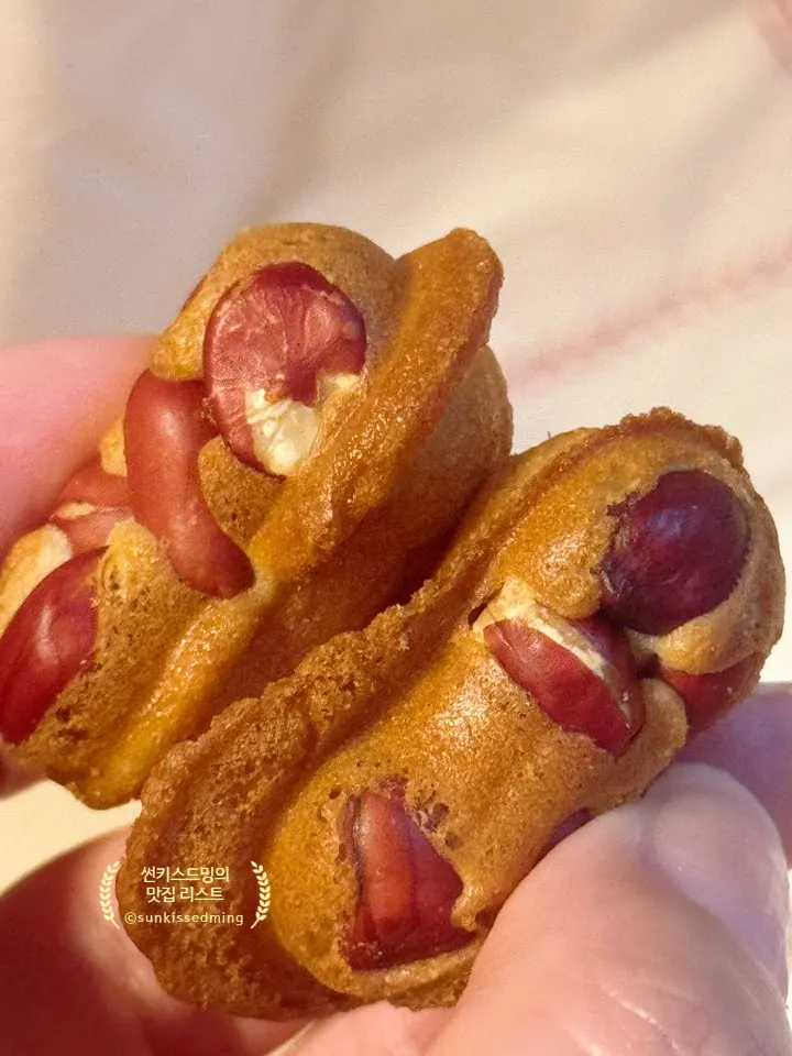 통 볶음땅콩이 박힌 땅콩빵 단면