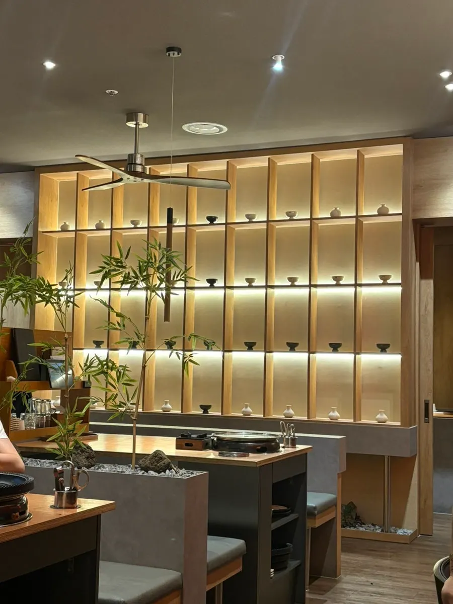 Waiting area at the Anmin Busan entrance