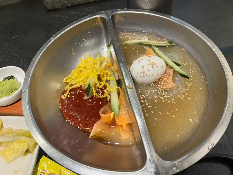 매콤하게 볶은 김치 치즈볶음밥 클로즈업