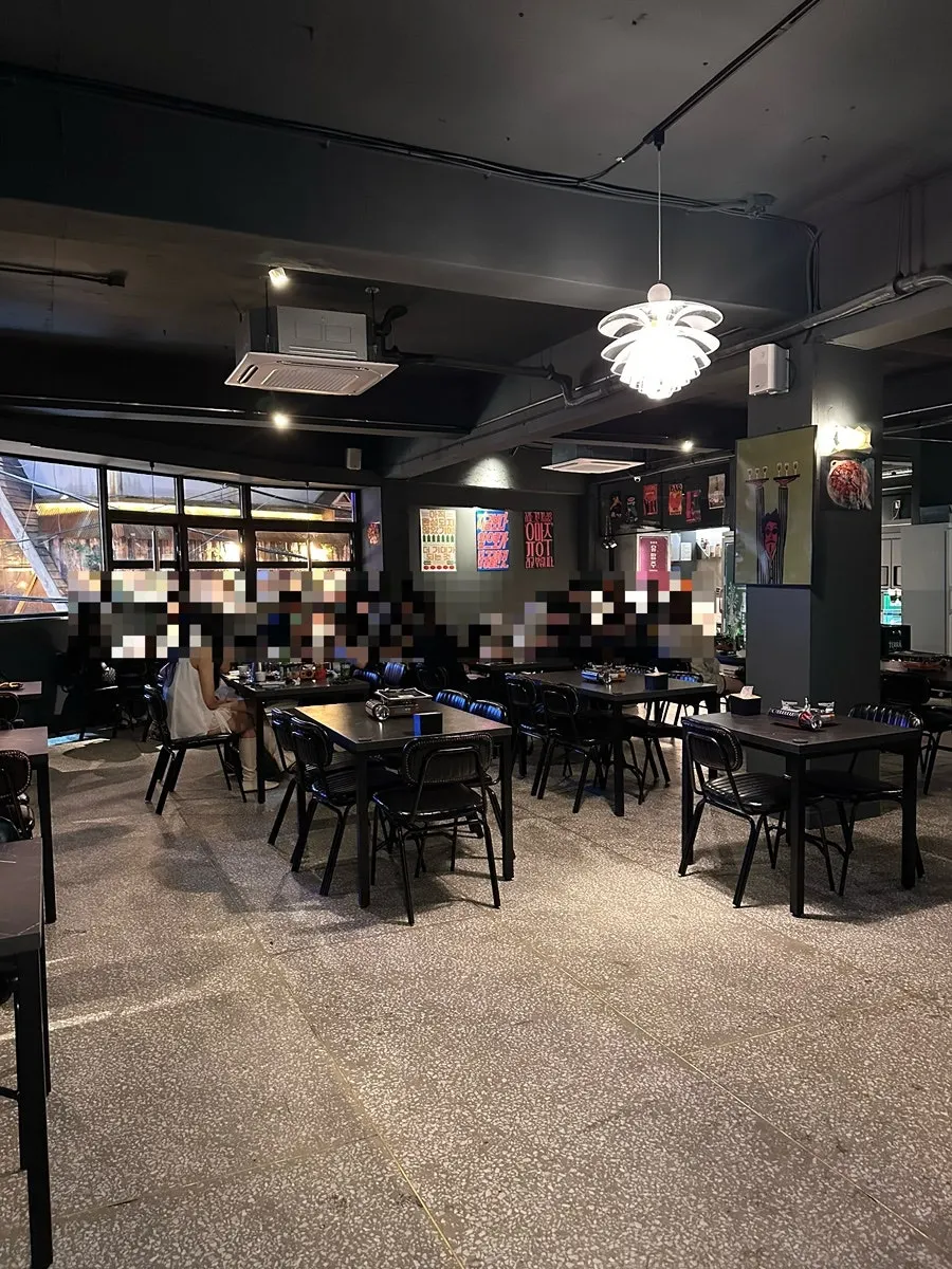 Spacious hall interior of Yuumangju Seomyeon Branch