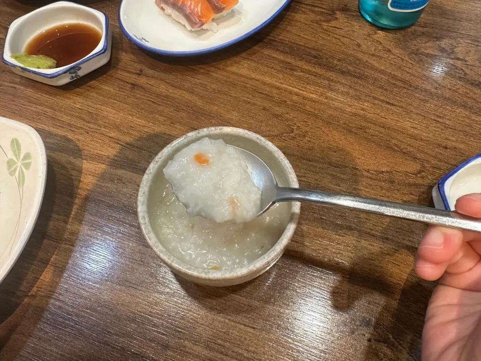 Warm porridge before the course meal
