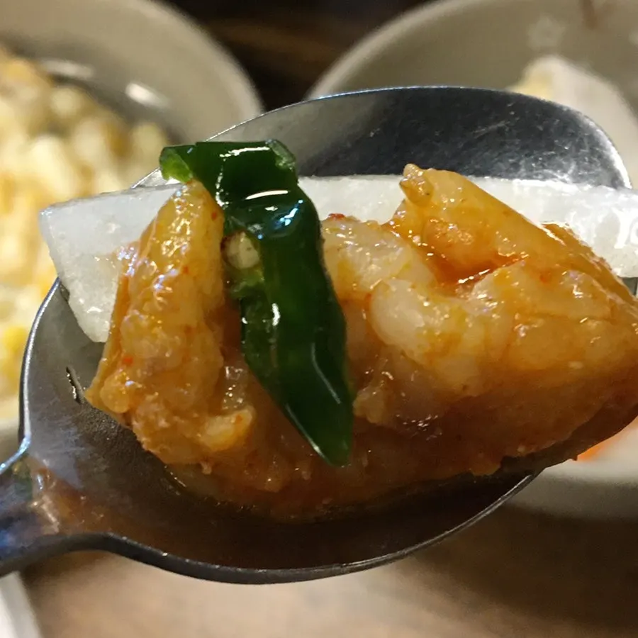 전골 국물이 밴 당면사리