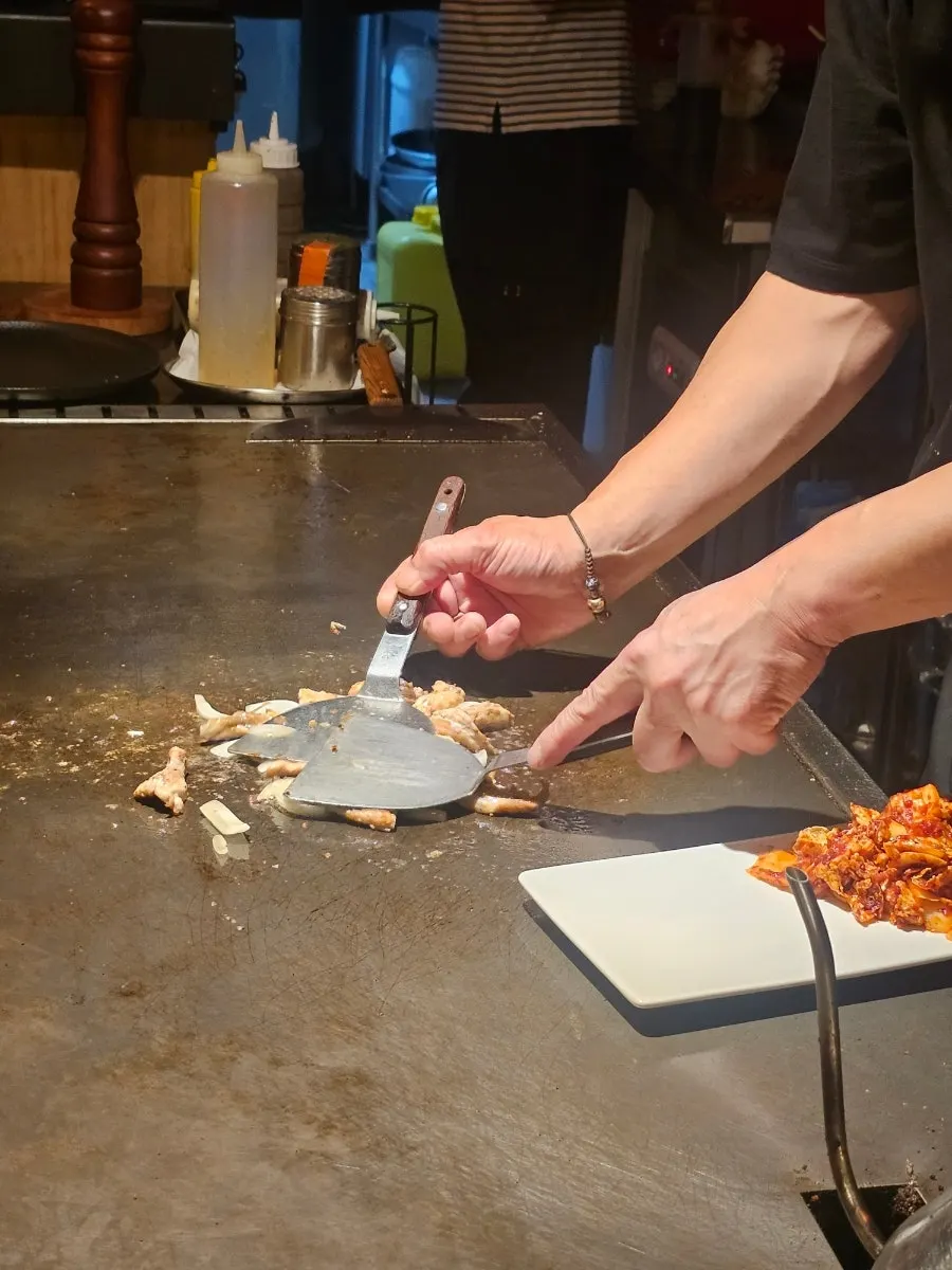 완성된 와규 꽃갈비살 스테이크 100g