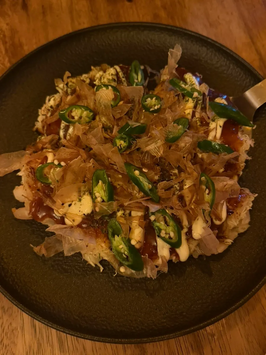 Segunda ronda en Seomyeon: vieiras con camarones al mantequilla y shrimp okonomiyaki en Teppan King