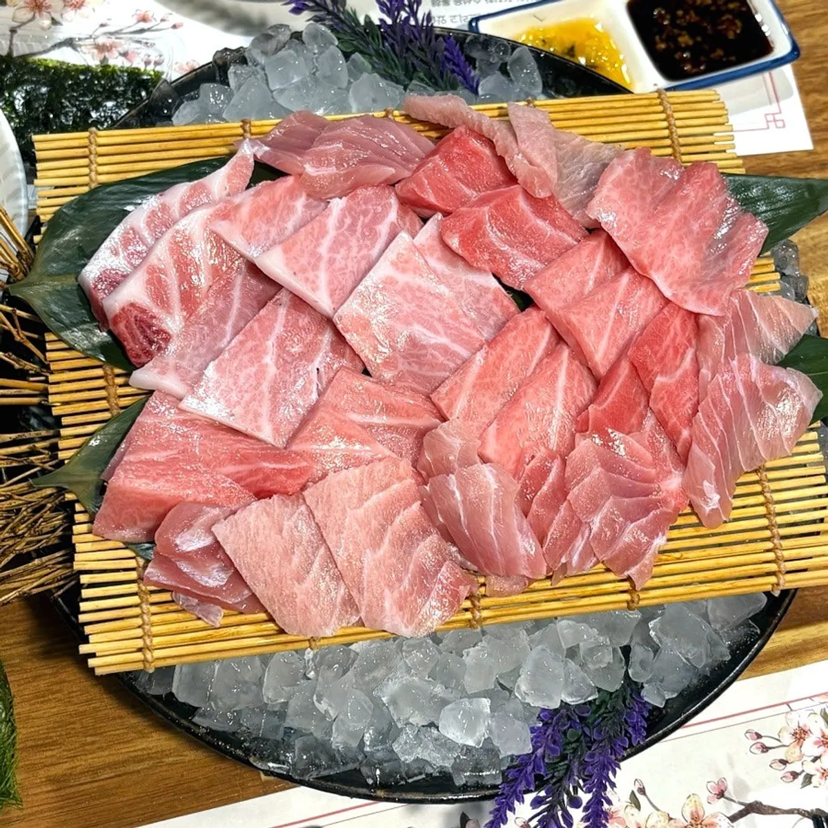삿뽀로 뱃살모듬 2인분 한 상