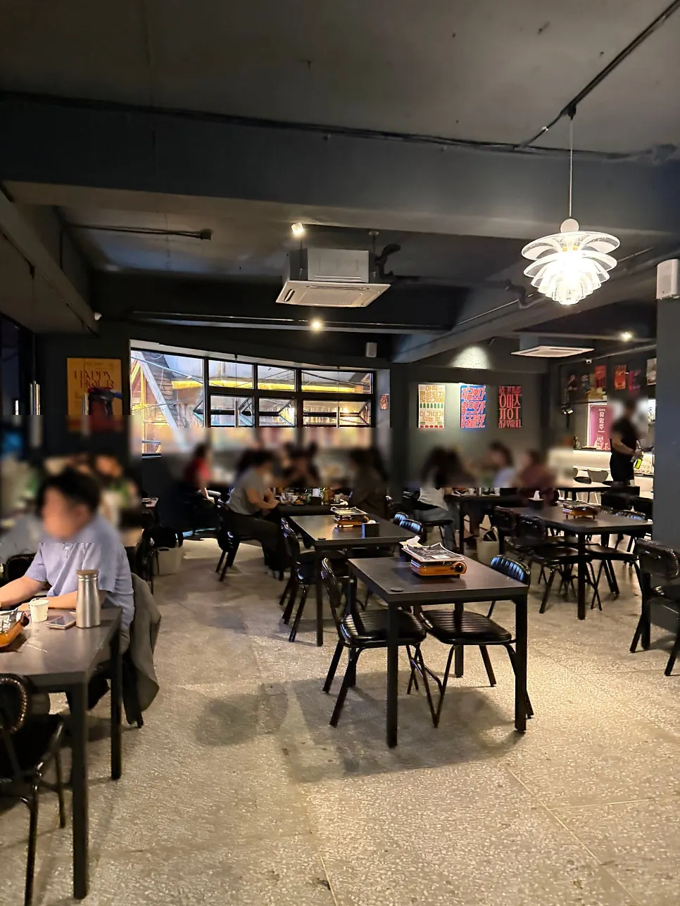 손님이 많은 유망주 서면점 내부 전경