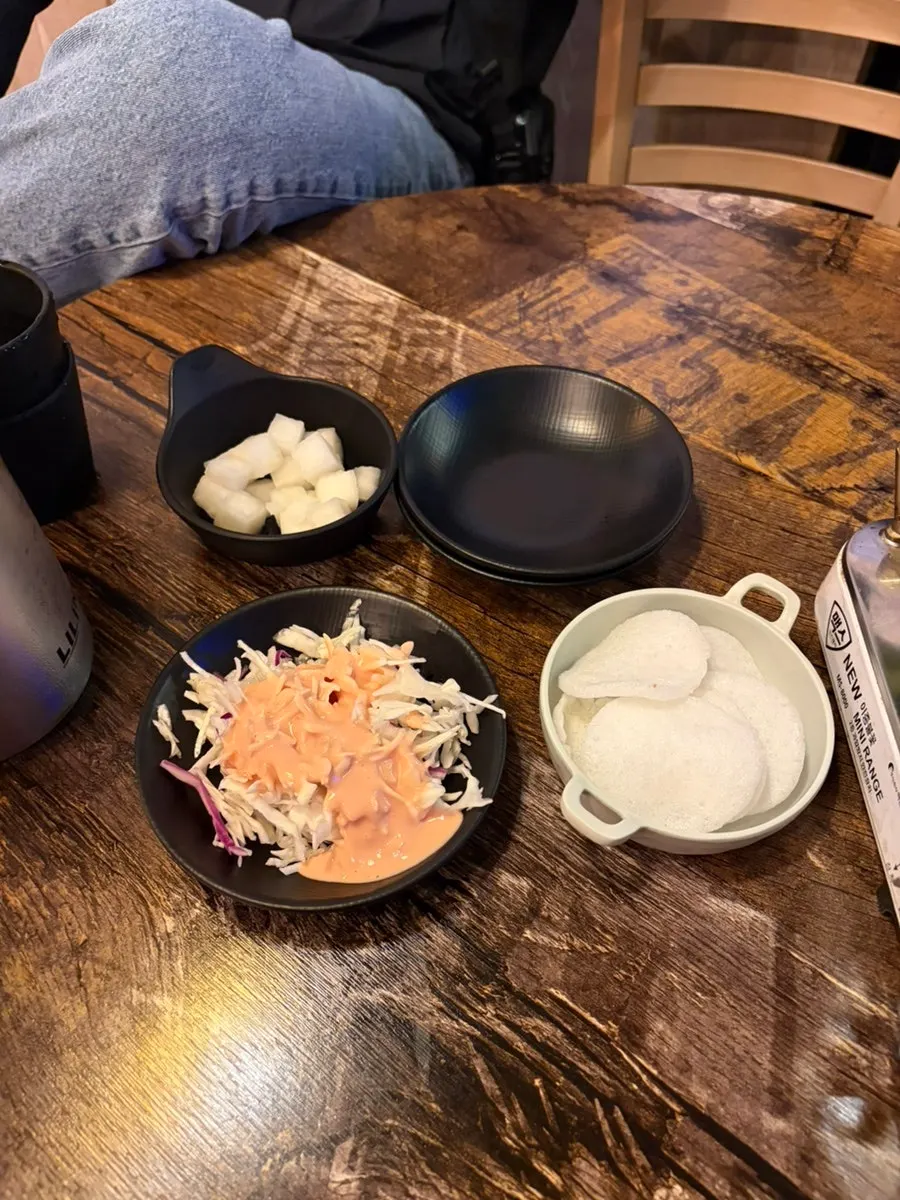 순살엔탕 세트로 나온 닭도리탕 한 마리