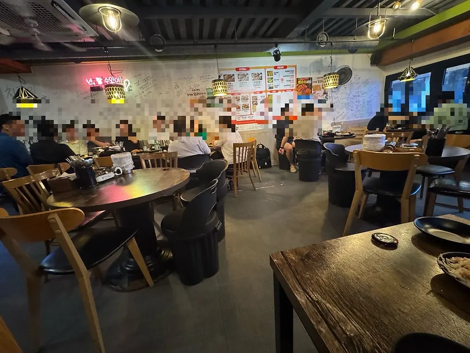 Interior seating and decor at Yetnal Tongdak & Tang Seomyeon Branch