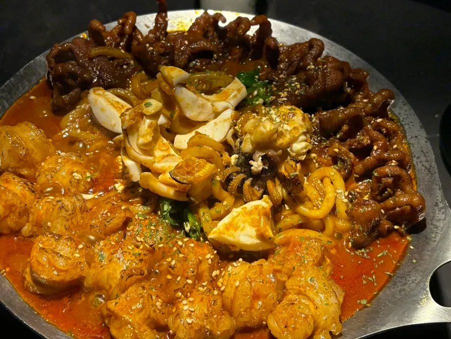 Hearty Odaebal bar food platter