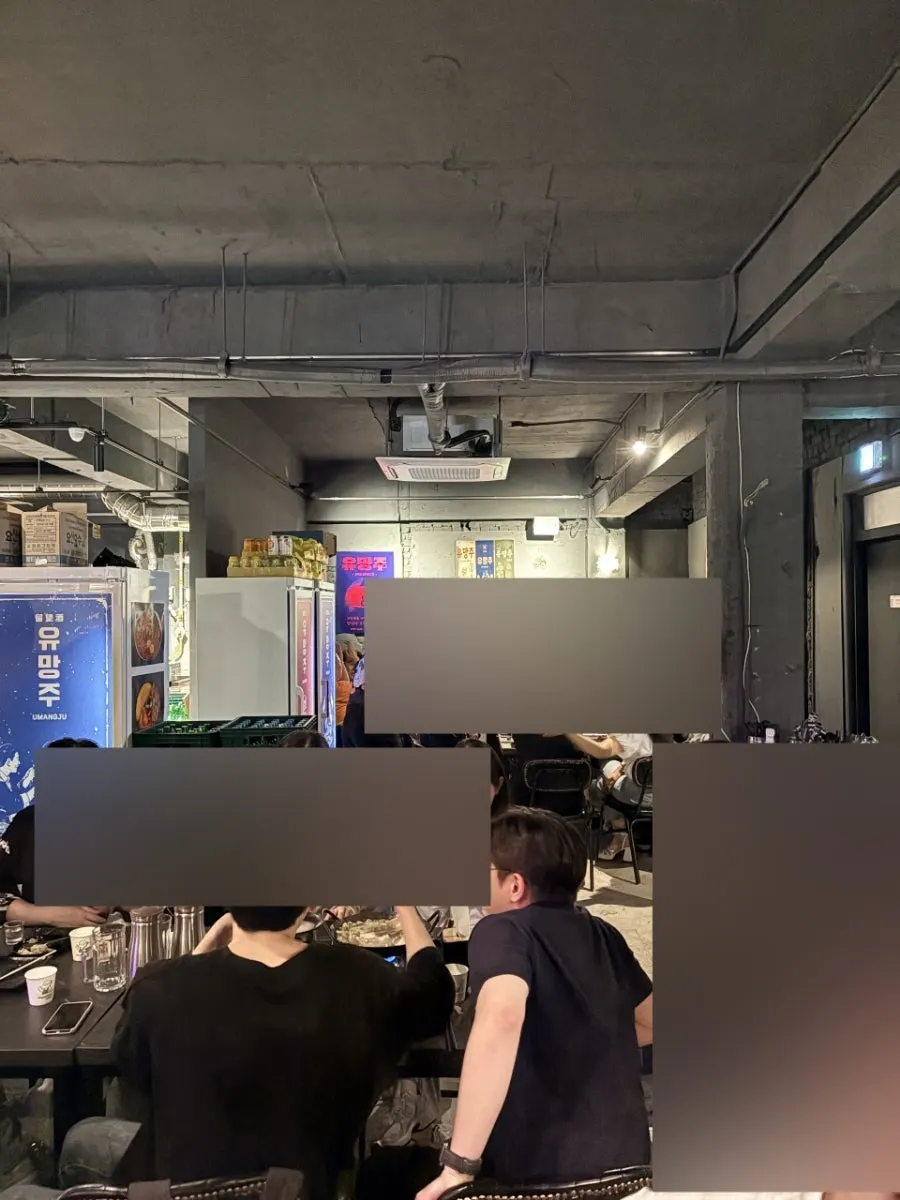 Dining hall with many tables at Yuumangju Seomyeon Branch