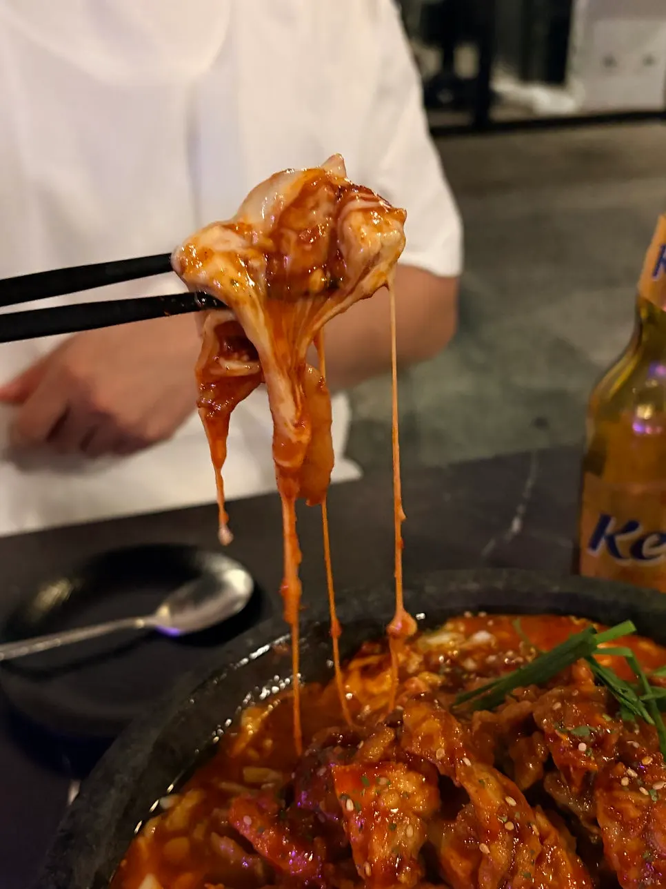 Mozzarella cheese stretching long