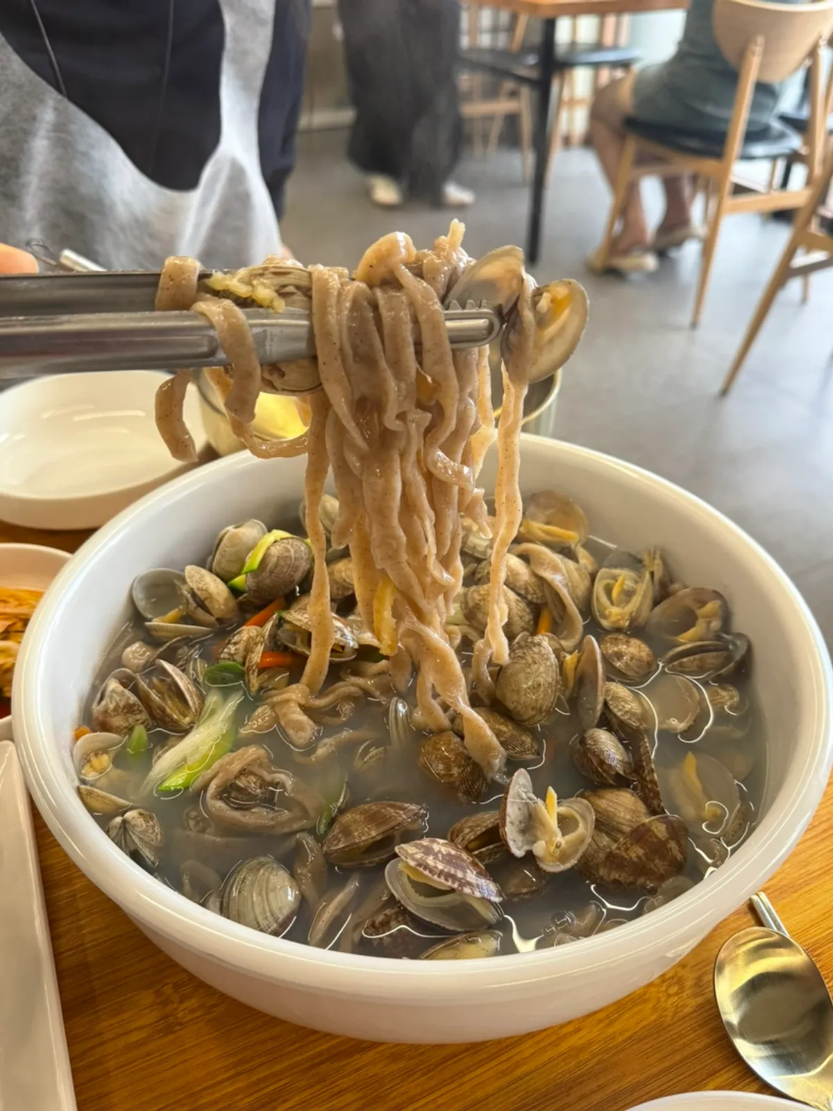 100% buckwheat clam kalguksu