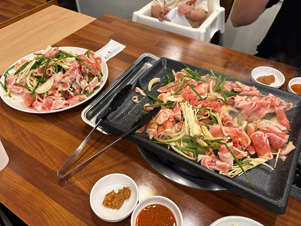 선봉산더미오리 산더미 오리불고기 상차림