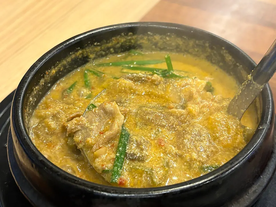 오리불고기 쌈밥 한 상 차림