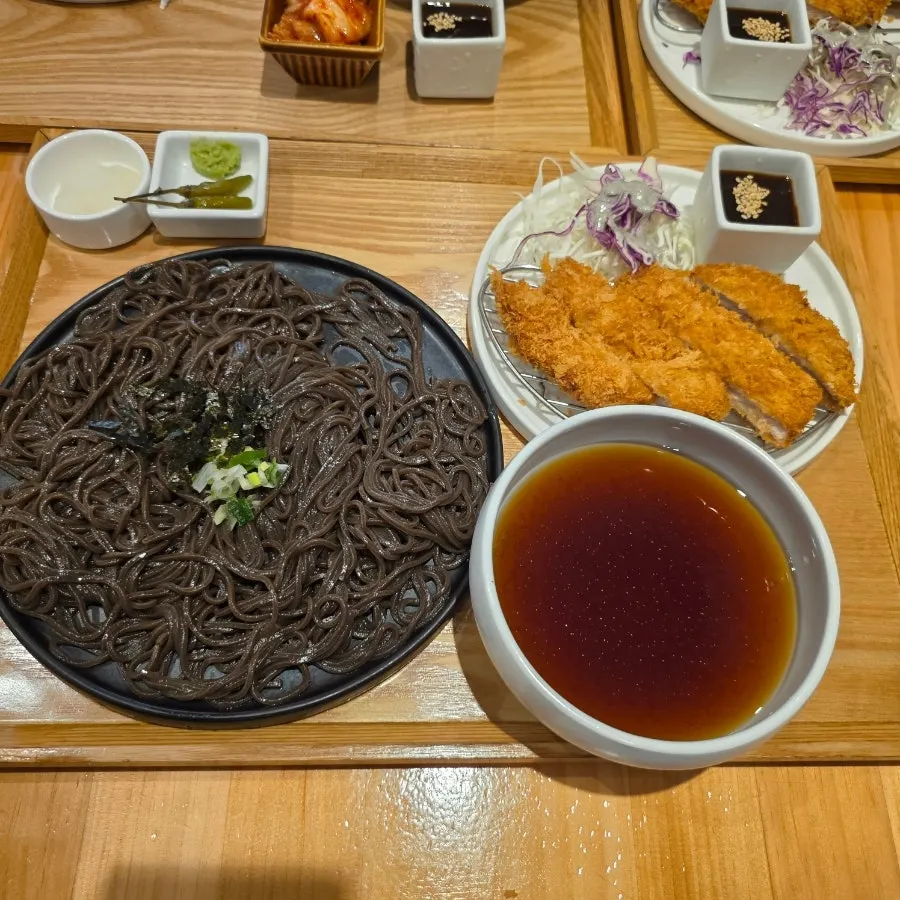 판메밀소바 정식 사진