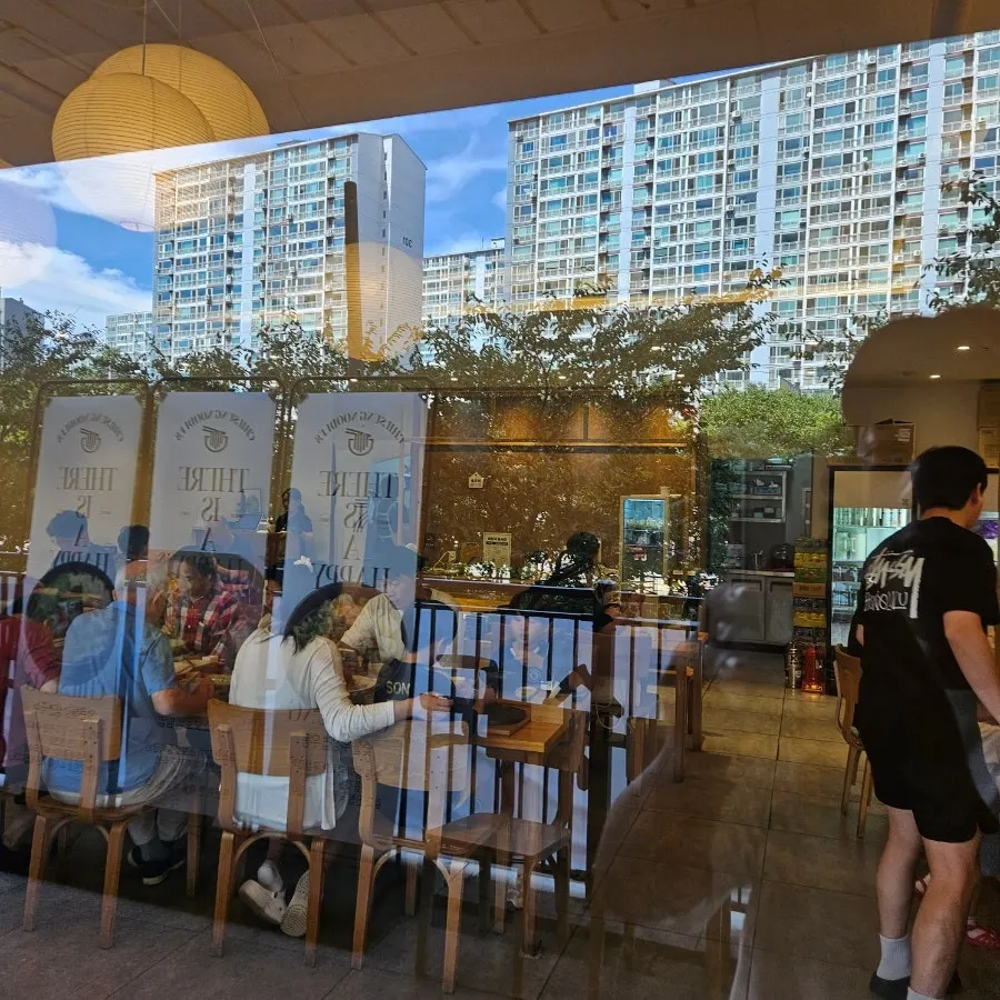 칠성제면소 수지본점 입구와 간판