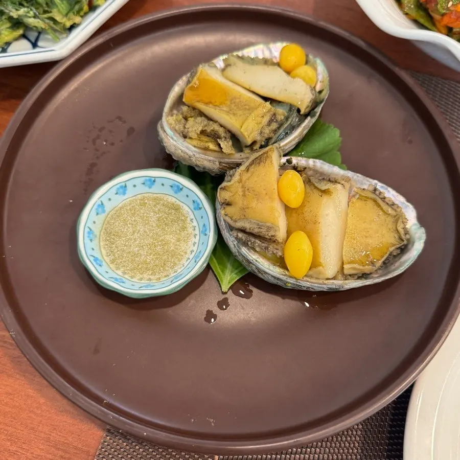 Steamed abalone topped with ginkgo nuts