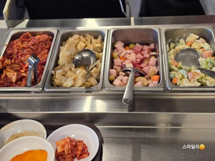 Self-serve bar with basic side dishes