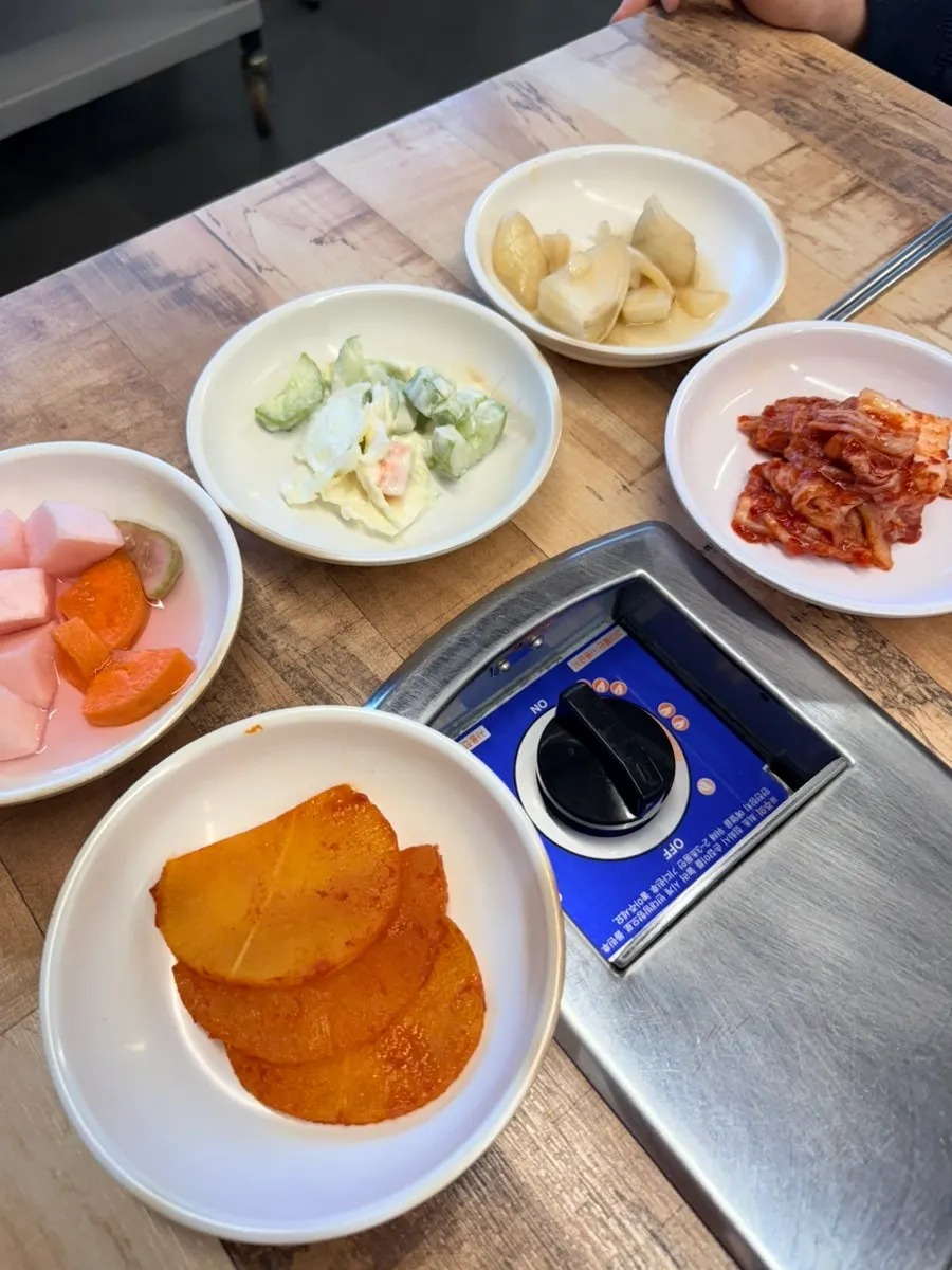 Mayonnaise salad and kimchi served as basic banchan at Sottture