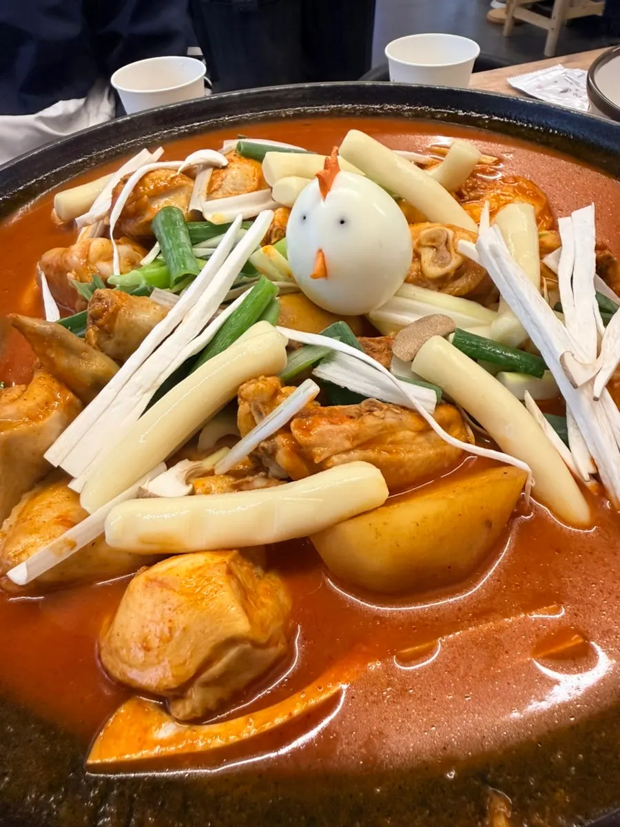 A pot of Sottture's whole chicken stew (dakhanmari)