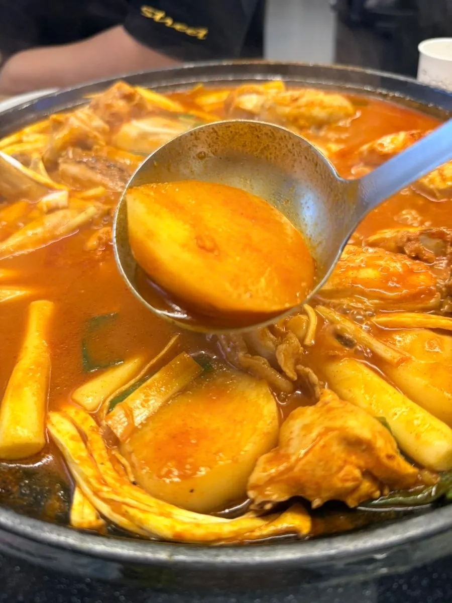 Broth and potatoes from Sottture's dakdoritang