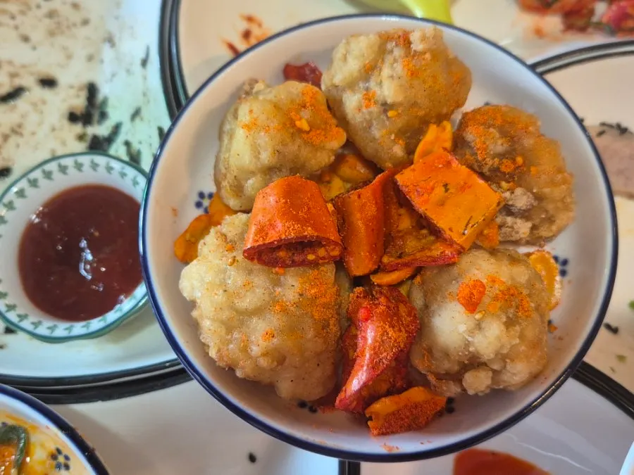 Boneless monkfish fry with hyangchwi pepper, 5 pieces