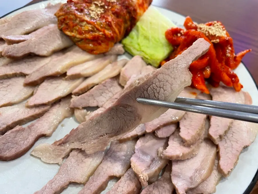 가브리살 보쌈 소자 한 접시