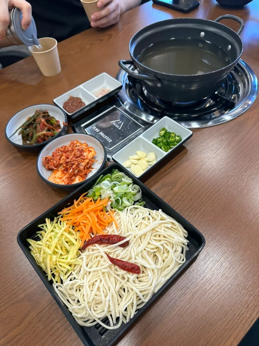 기본 반찬 배추김치와 파김치
