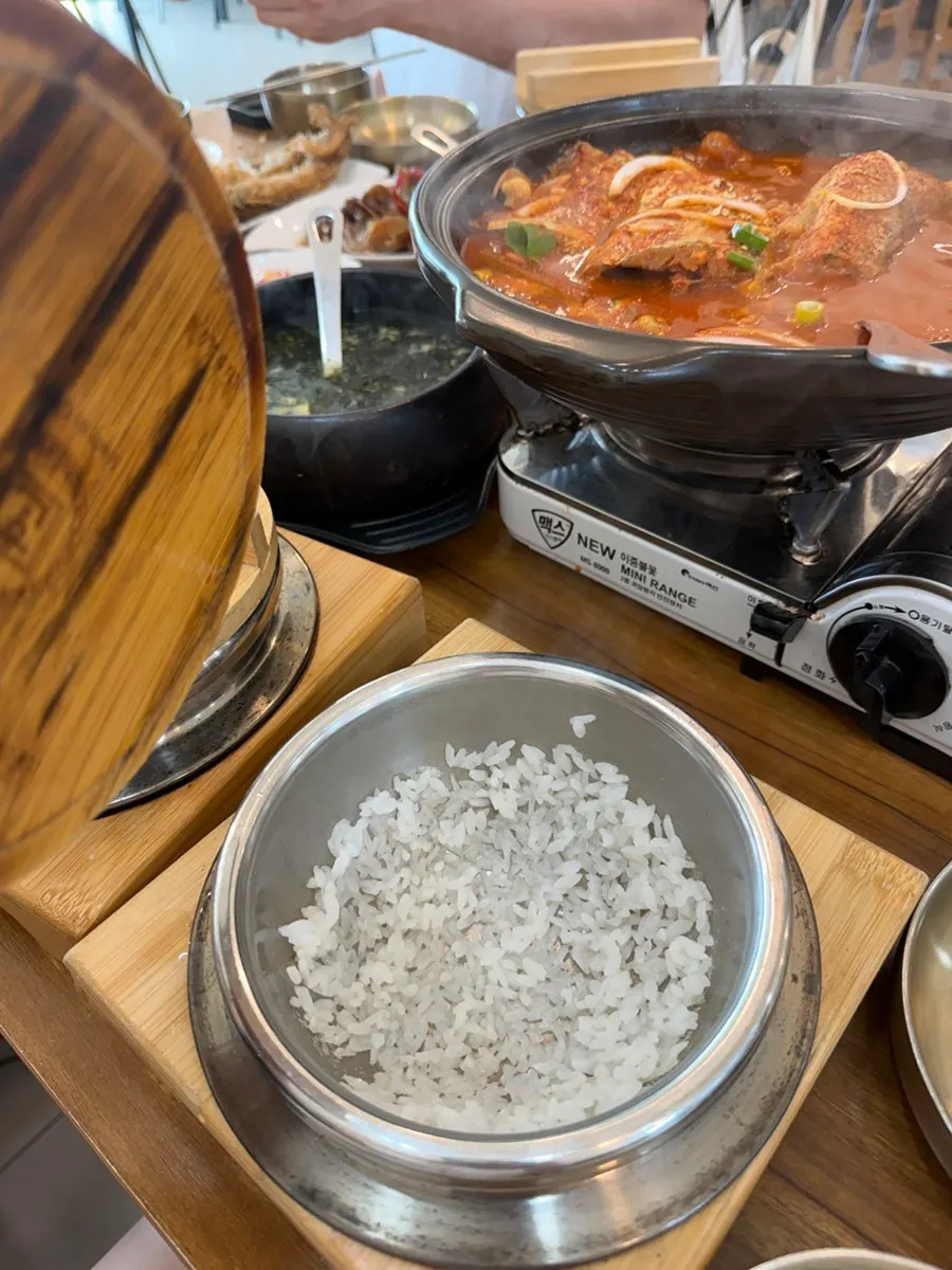 Mild braised cutlassfish