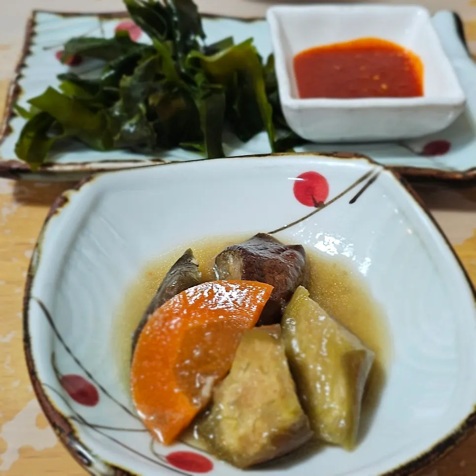 Close-up of the basic side dish plates at Seongsan Bada Punggyeong