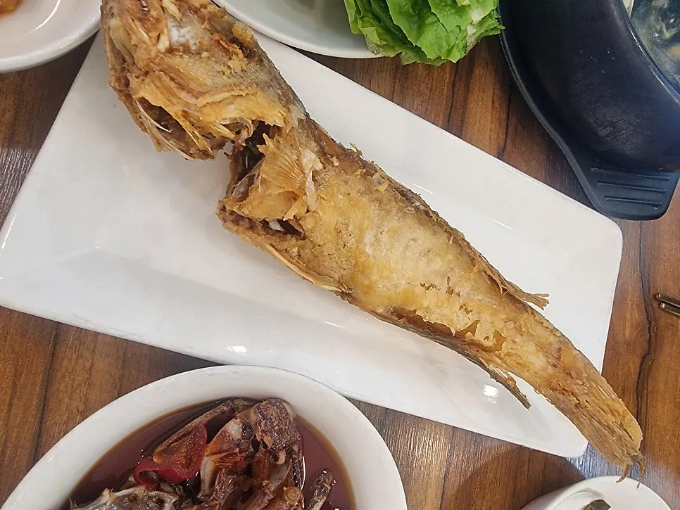 Seasoned black pork duruchigi with vegetables