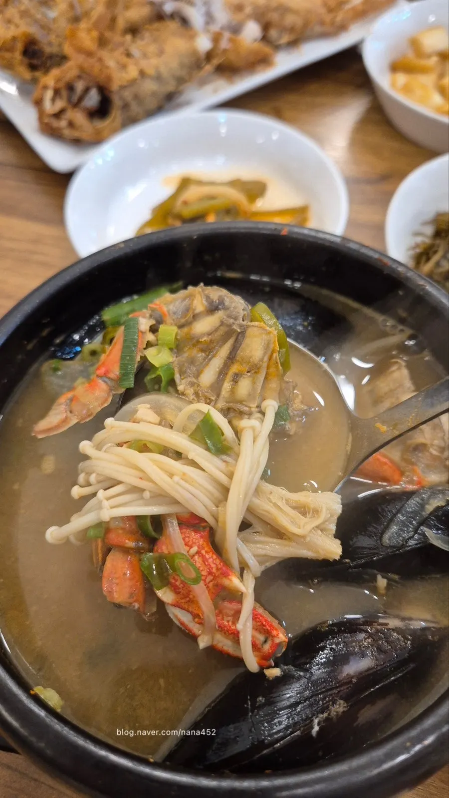 된장 베이스 해물뚝배기 사진