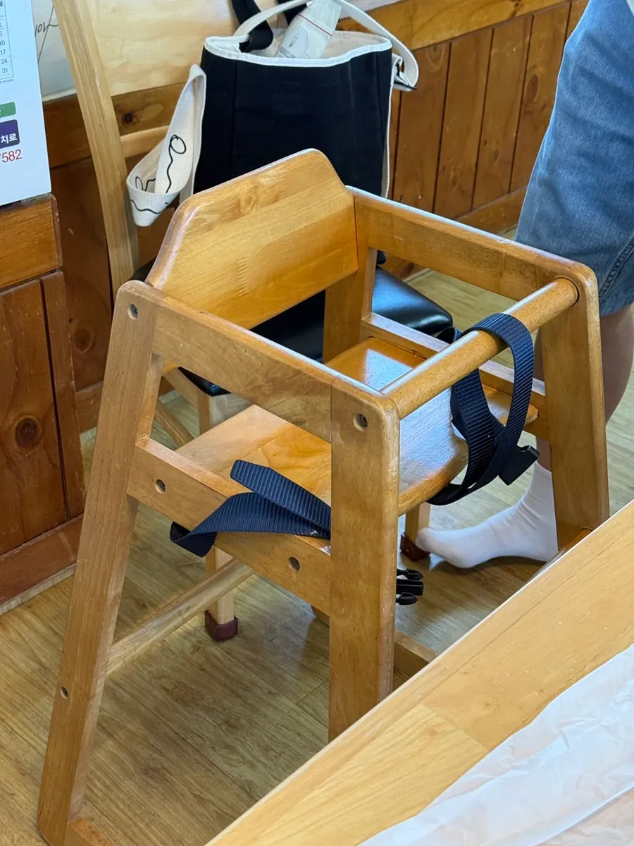 High chair information at Seongsan Bada Punggyeong
