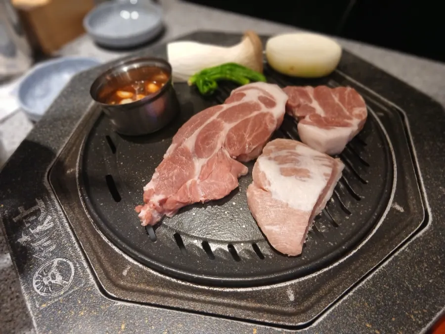 천겹 항정살 구이