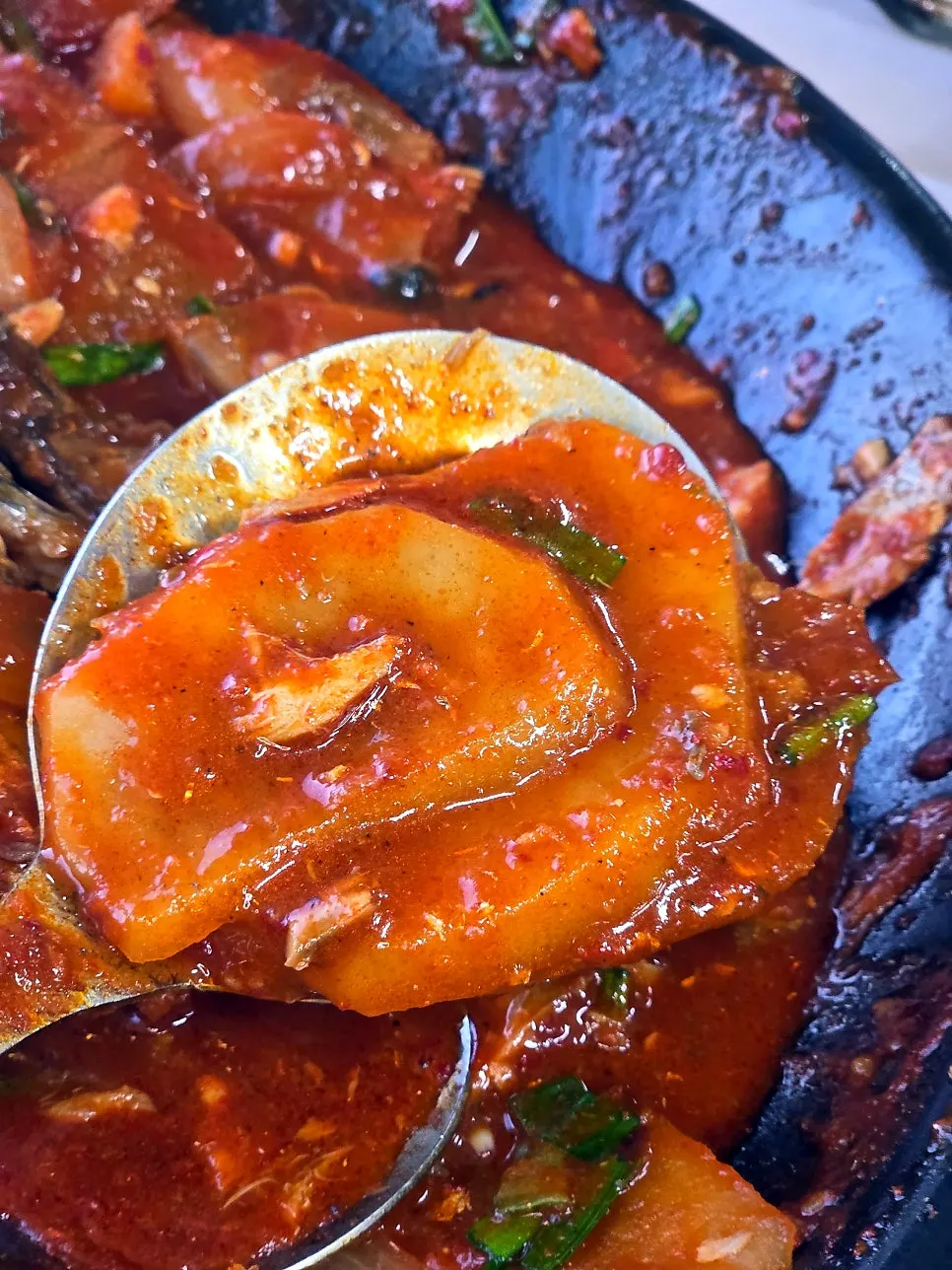 Ingredients in the cutlassfish and mackerel mixed braise