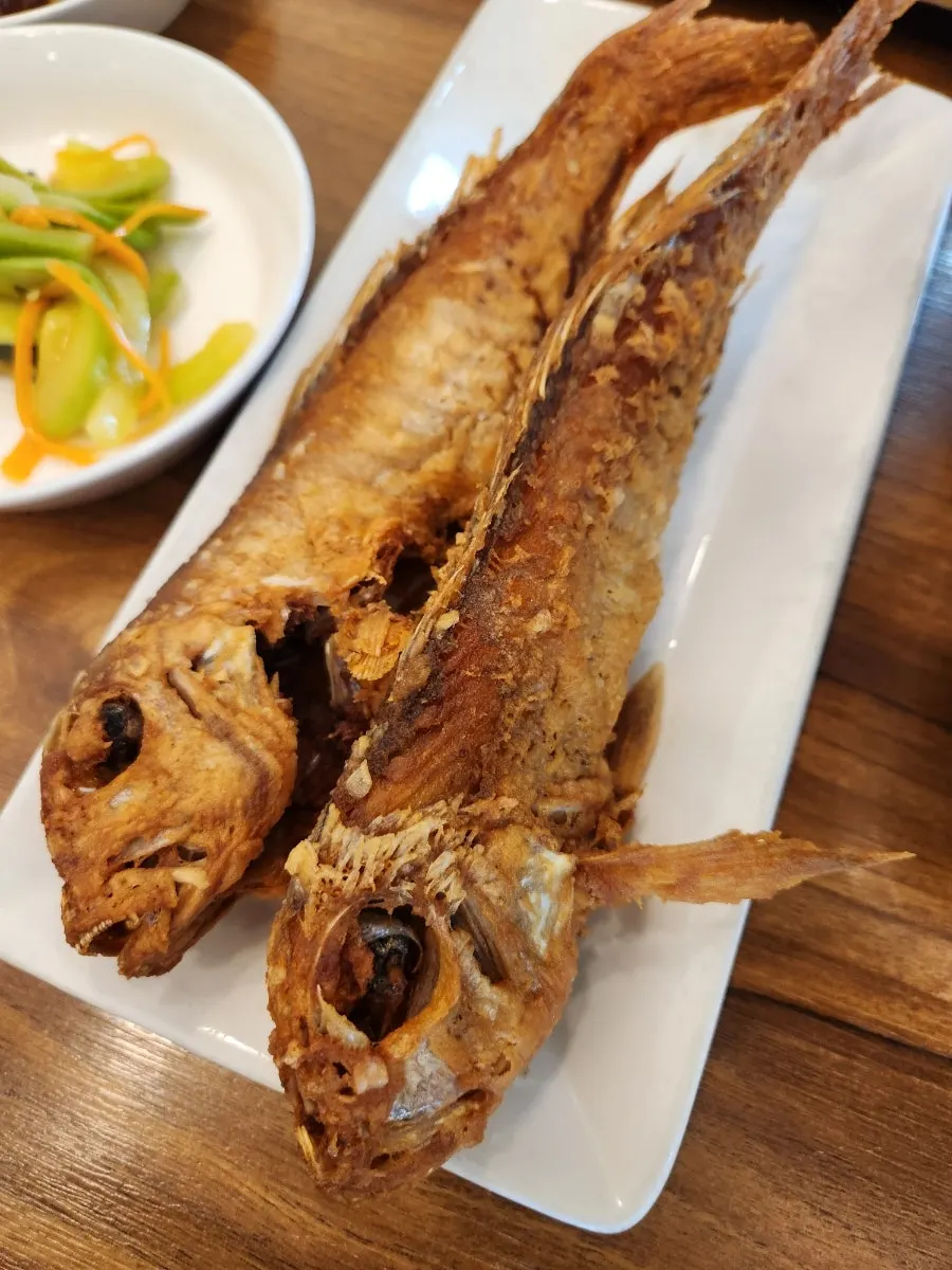 된장 베이스 해물뚝배기와 꽃게