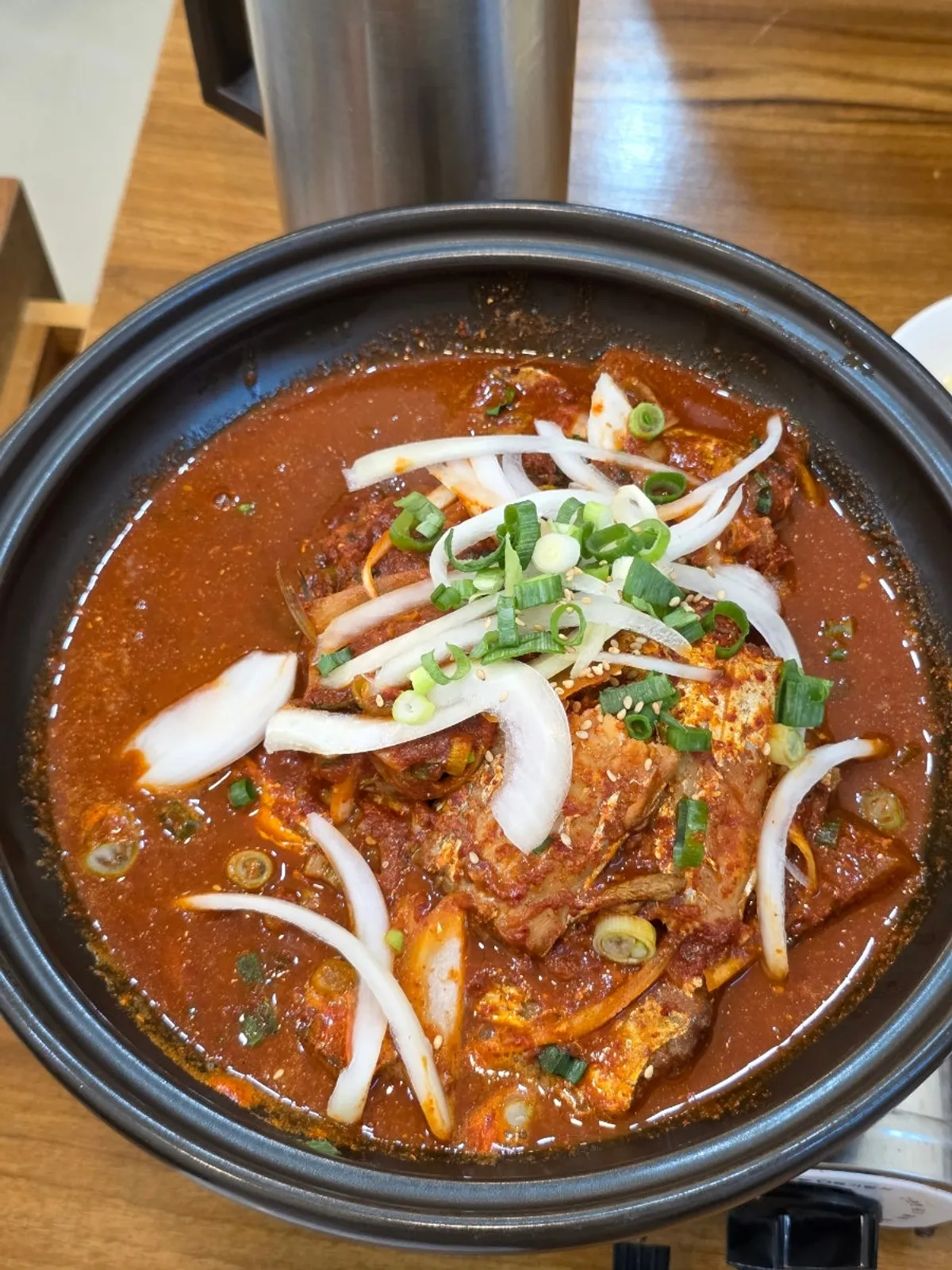 갈치조림과 옥돔구이 세트 구성