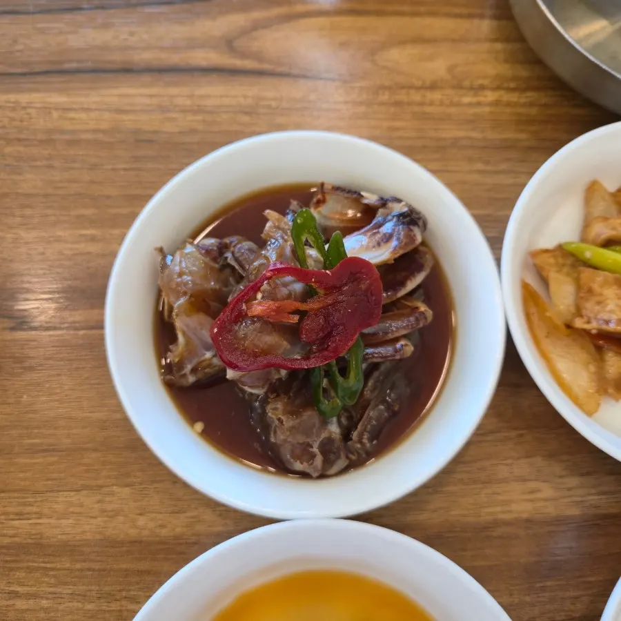 Soy-marinated crab with rich savory flavor